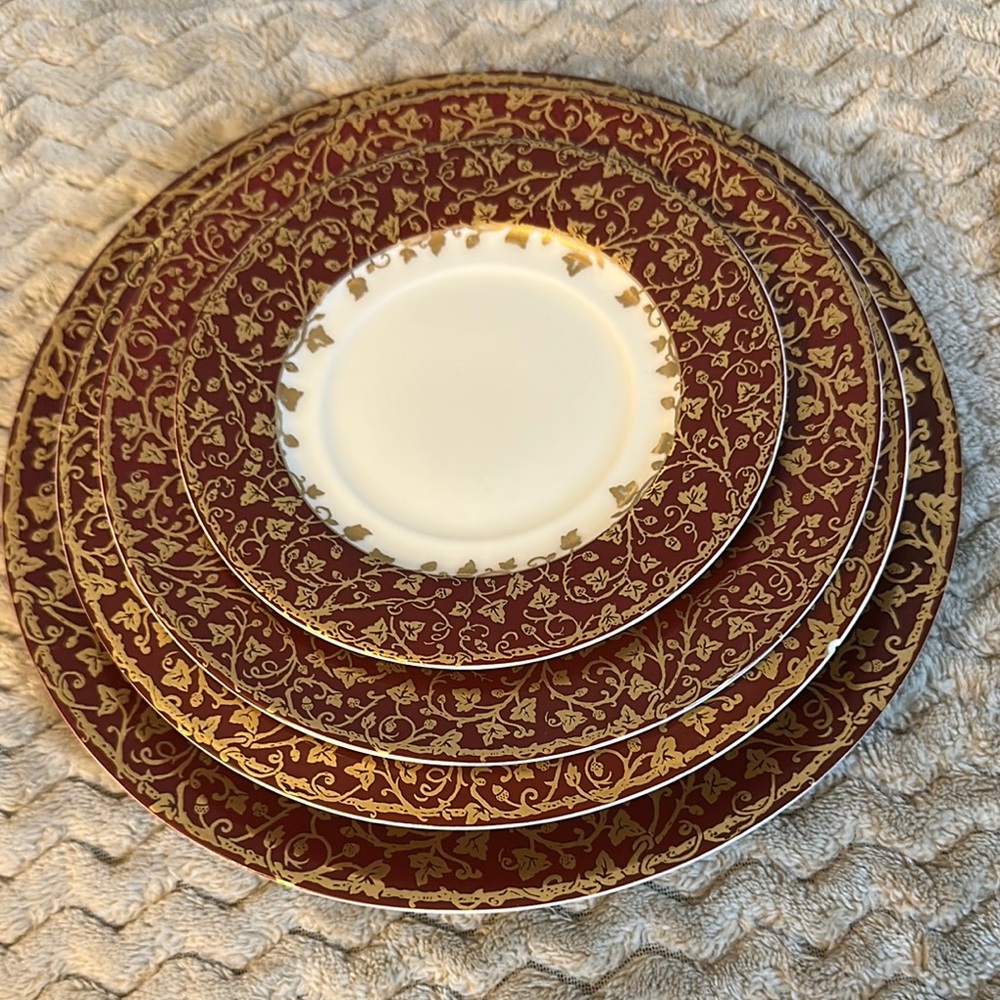 Elegant Red and Gold Dinnerware Set